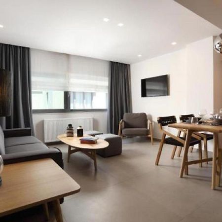 Fivos Luxury Suite Atene Esterno foto